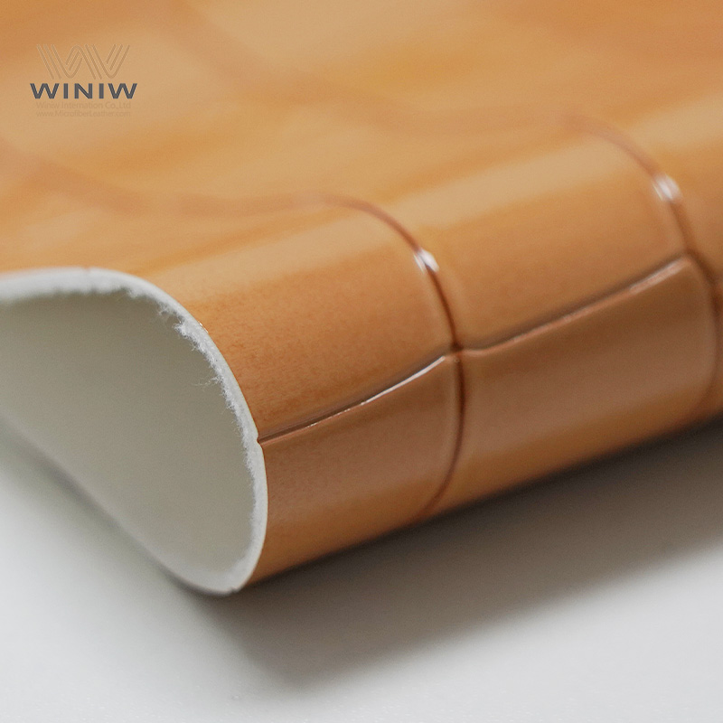 Sofa Kulit Motif Kotak-kotak yang Menakjubkan untuk Ruang Tamu yang Nyaman